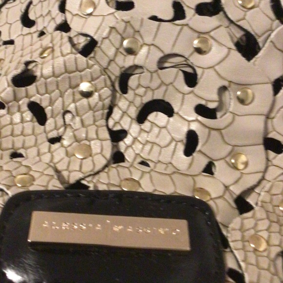 ALESSIA MASSIMO CUT OUT PATCH WITH METAL STUD ACCENTS - Picture 5 of 9